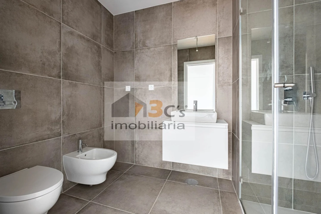 Apartamento T1 para Venda em Pedrouços Foto 6