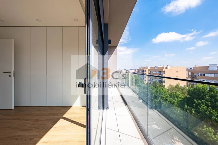 Apartamento T1 para Venda em Pedrouços Foto 12
