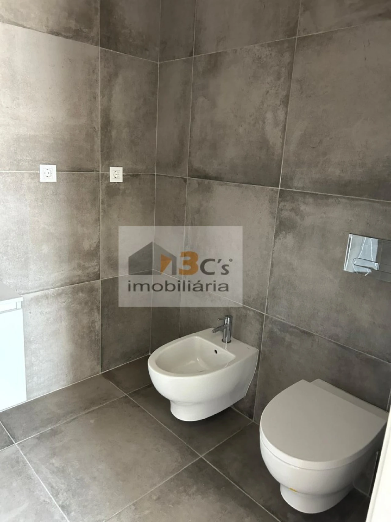 Apartamento T1 para Venda em Pedrouços Foto 9