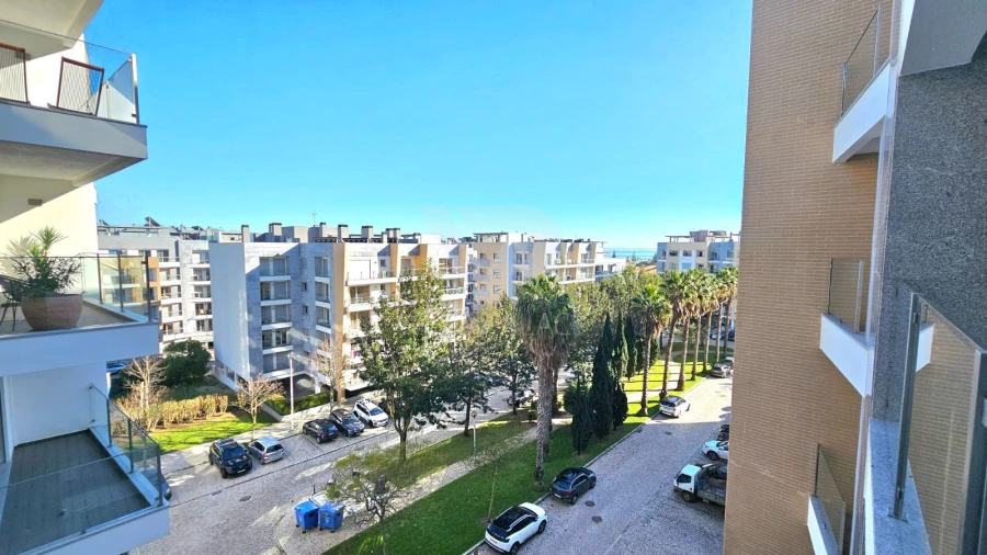 Apartamento T2 para Arrendamento em Carcavelos e Parede Foto 14