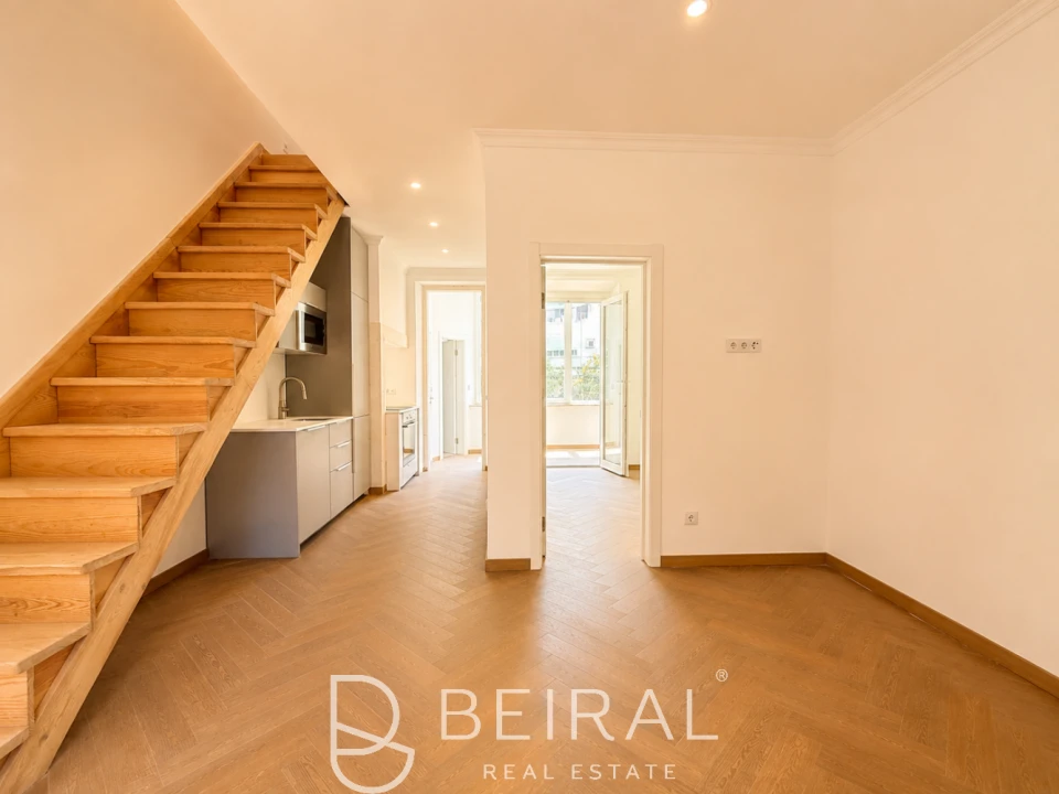 Apartamento T3 para Venda em Campo de Ourique Foto 6