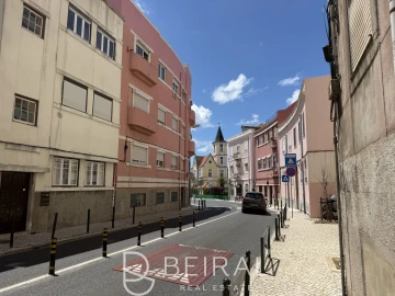 Apartamento T3 para Venda em Campo de Ourique