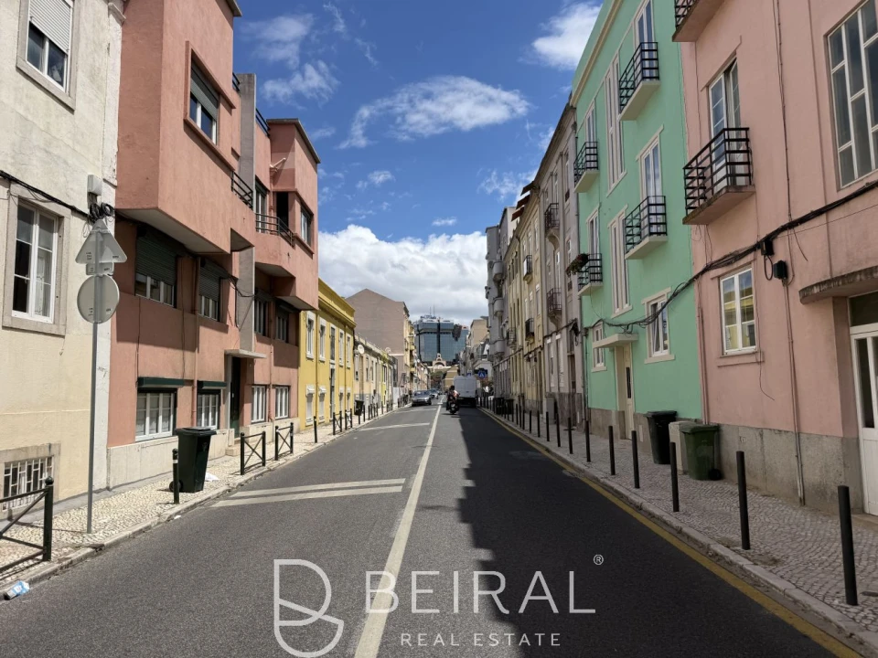 Apartamento T3 para Venda em Campo de Ourique Foto 24