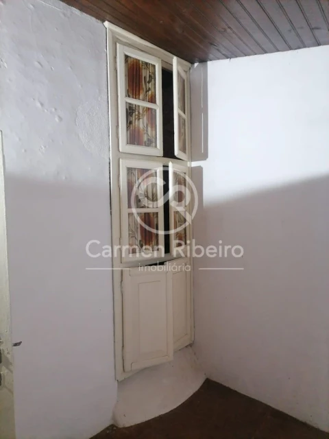Moradia T4 para Venda em Santo Amaro
