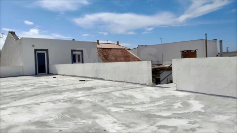Moradia T3 para Venda em Atouguia da Baleia