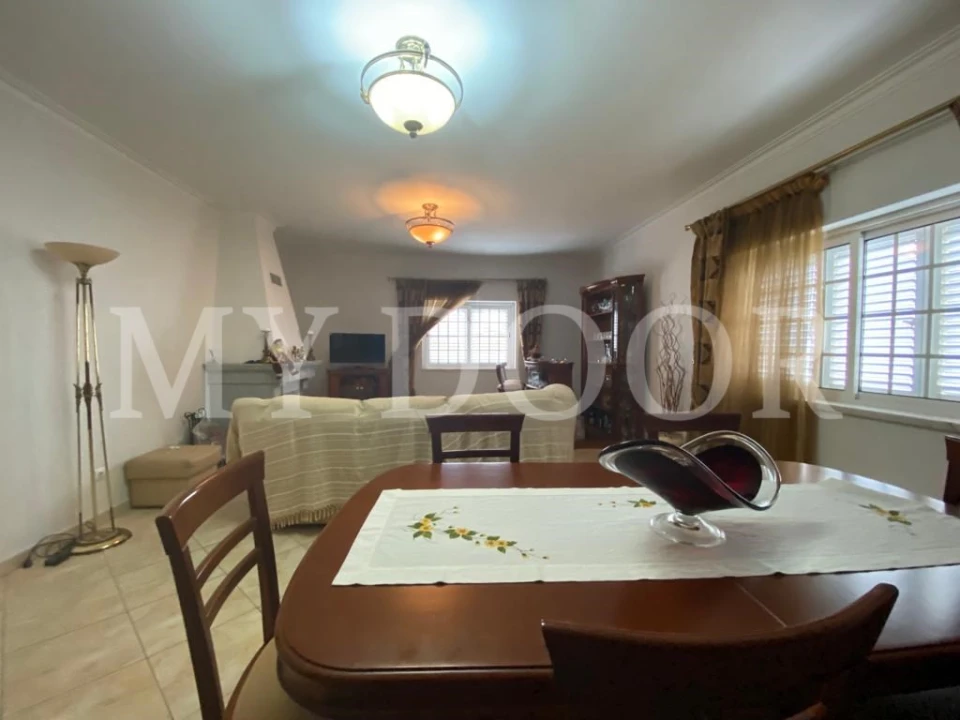 Moradia T4 para Venda em Santa Iria de Azoia, São João da Talha e Bobadela Foto 9