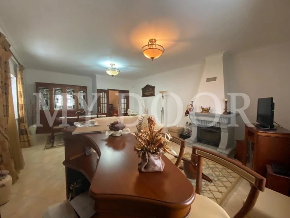 Moradia T4 para Venda em Santa Iria de Azoia, São João da Talha e Bobadela Foto 2