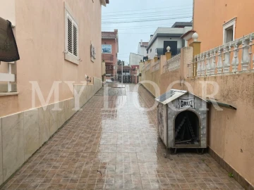Moradia T4 para Venda em Santa Iria de Azoia, São João da Talha e Bobadela