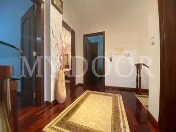 Moradia T4 para Venda em Santa Iria de Azoia, São João da Talha e Bobadela