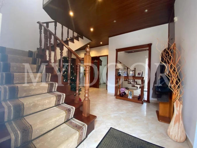 Moradia T4 para Venda em Santa Iria de Azoia, São João da Talha e Bobadela Foto 5