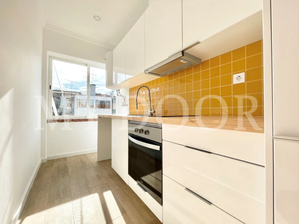 Apartamento T2 para Venda em Moscavide e Portela Foto 2