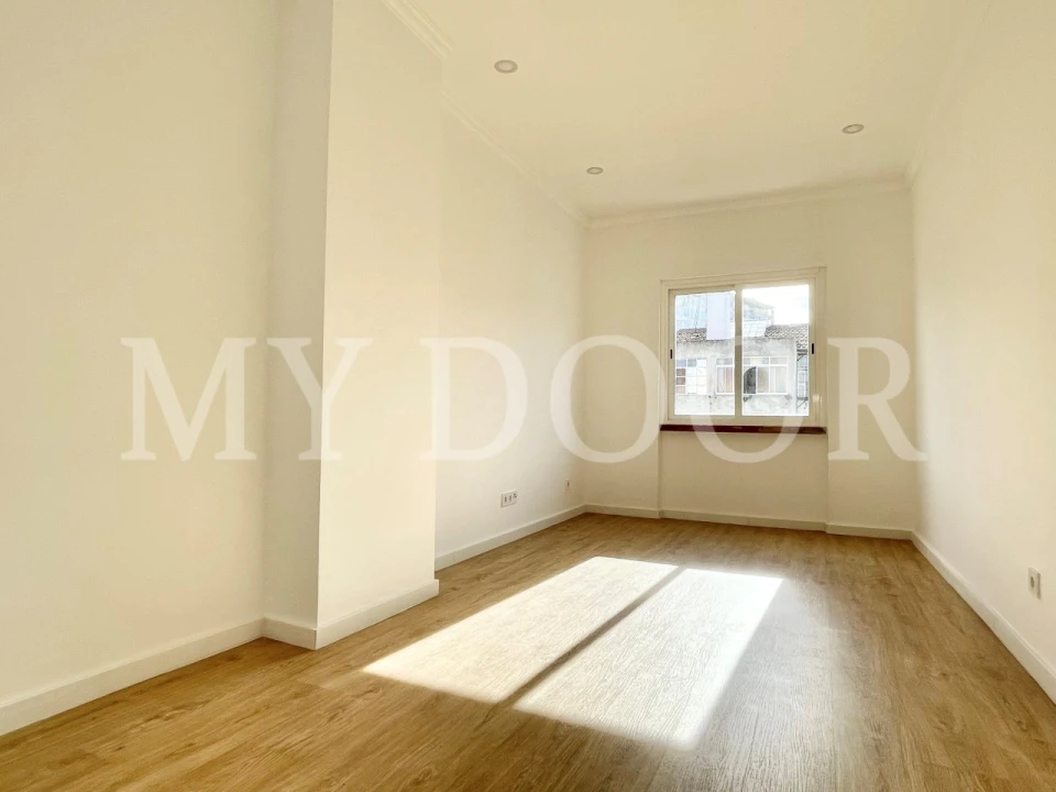 Apartamento T2 para Venda em Moscavide e Portela Foto 5
