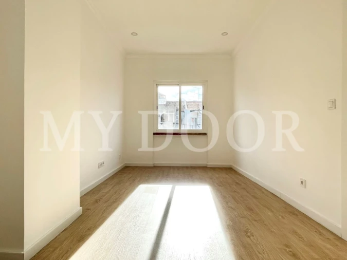 Apartamento T2 para Venda em Moscavide e Portela Foto 11