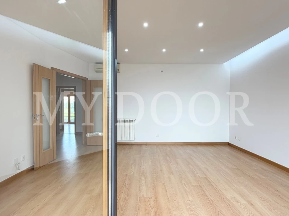 Apartamento T3 para Venda em Odivelas Foto 7