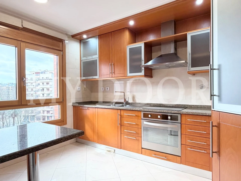 Apartamento T3 para Venda em Odivelas Foto 12