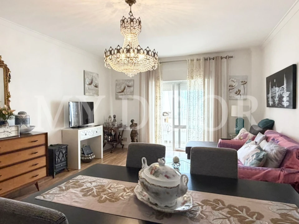 Apartamento T2 para Venda em Santa Iria de Azoia, São João da Talha e Bobadela Foto 1