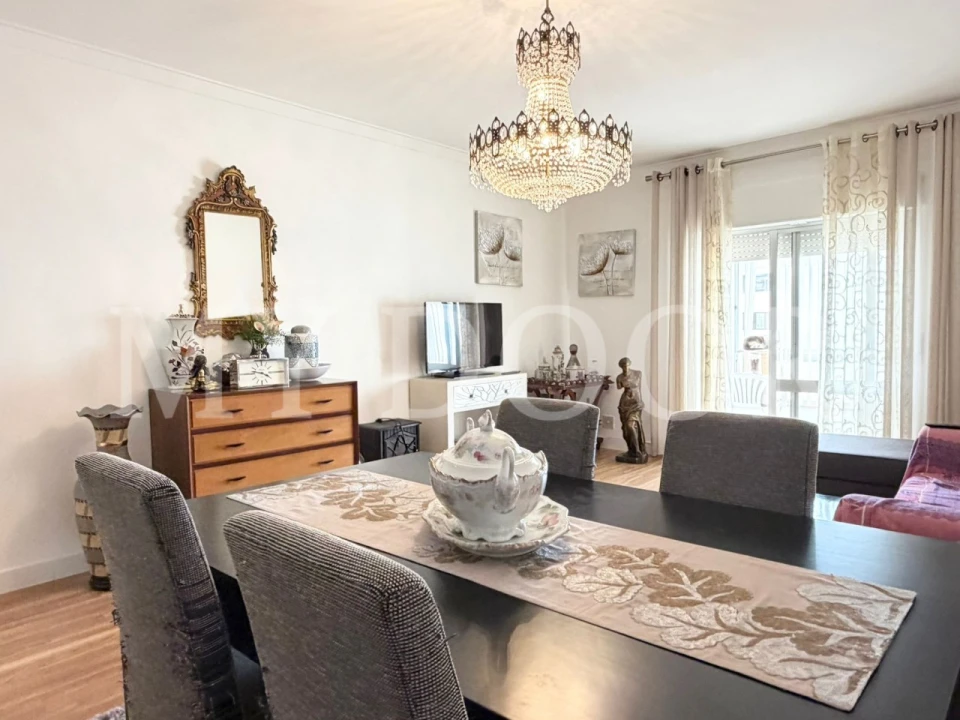 Apartamento T2 para Venda em Santa Iria de Azoia, São João da Talha e Bobadela Foto 3