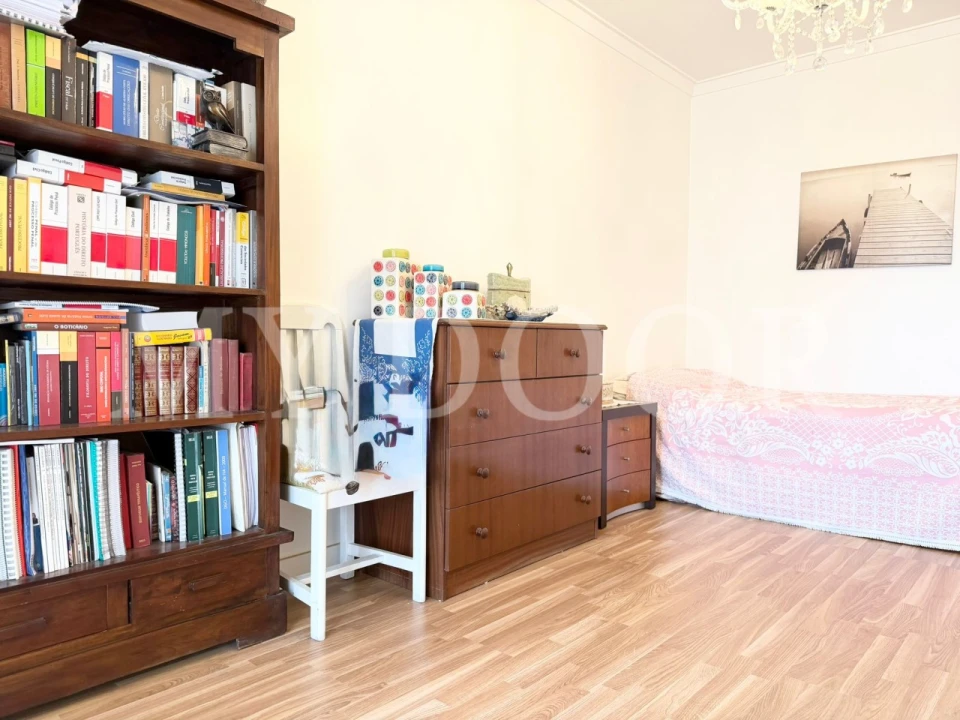 Apartamento T2 para Venda em Santa Iria de Azoia, São João da Talha e Bobadela Foto 34