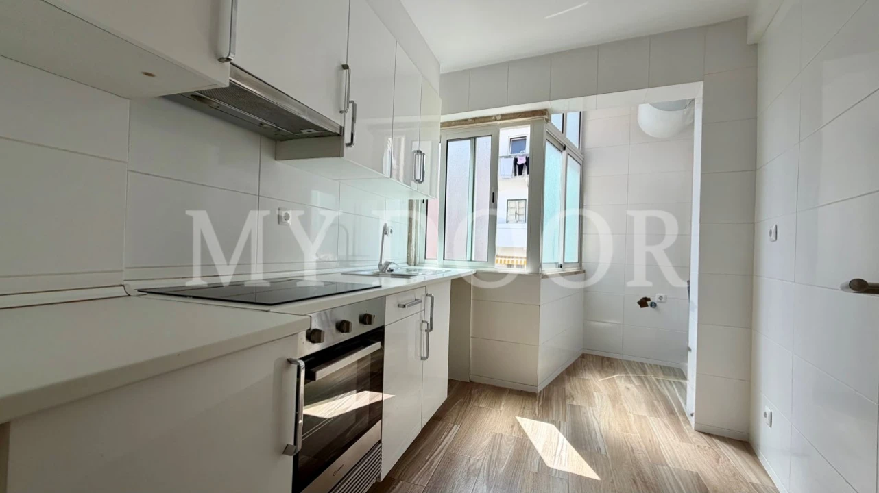 Apartamento T2 para Venda em Moscavide e Portela Foto 1