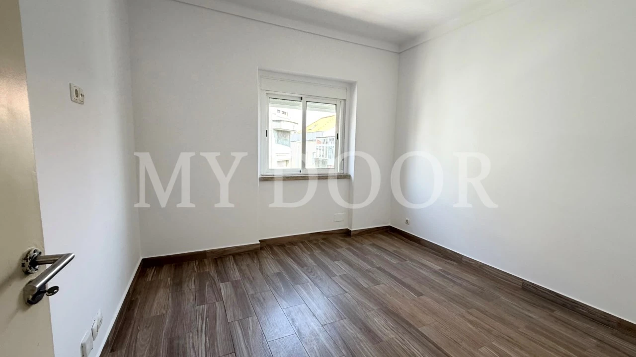 Apartamento T2 para Venda em Moscavide e Portela Foto 7