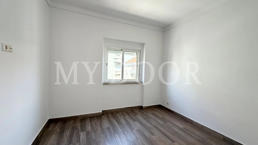 Apartamento T2 para Venda em Moscavide e Portela Foto 8