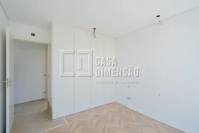 Moradia T3 para Venda em Charneca de Caparica e Sobreda
