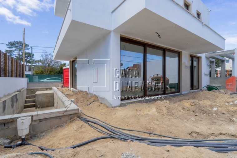 Moradia T3 para Venda em Charneca de Caparica e Sobreda Foto 24