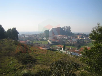 Terreno para Venda em Guilhabreu