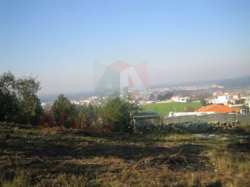 Terreno para Venda em Guilhabreu
