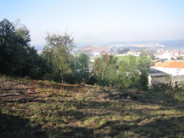 Terreno para Venda em Guilhabreu