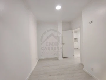 Moradia T2 para Venda em Funchal (São Pedro)
