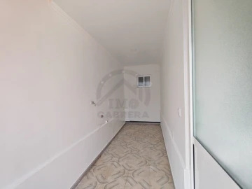 Moradia T2 para Venda em Funchal (São Pedro)