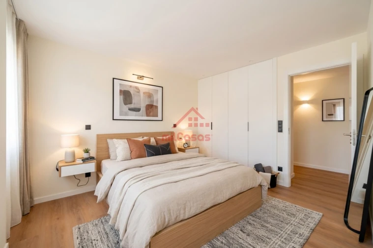 Apartamento T2 para Arrendamento em Santa Maria, São Pedro e Matacães Foto 18