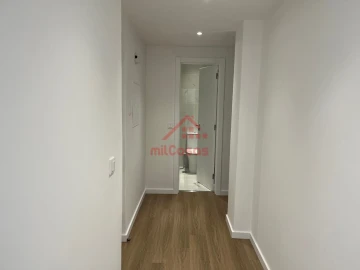Apartamento T1 para Arrendamento em Santa Maria, São Pedro e Matacães
