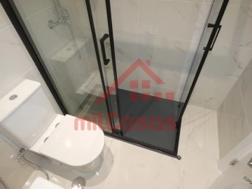Apartamento T1 para Arrendamento em Santa Maria, São Pedro e Matacães
