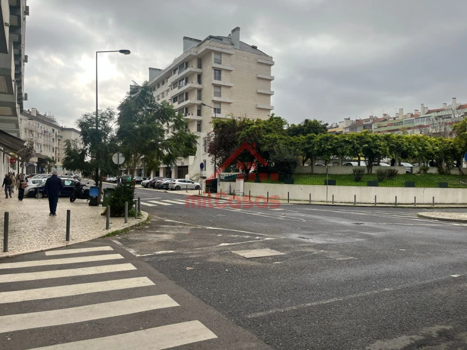 Loja para Arrendamento em Lumiar Foto 31