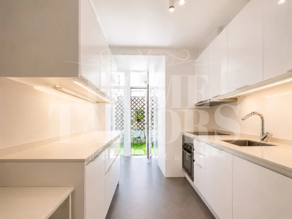 Apartamento T3 para Venda em Avenidas Novas Foto 9