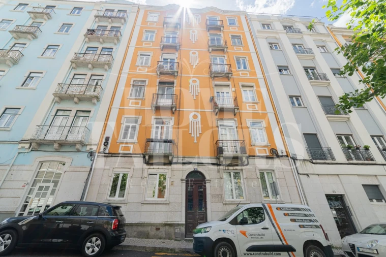 Apartamento T3 para Venda em Avenidas Novas Foto 32