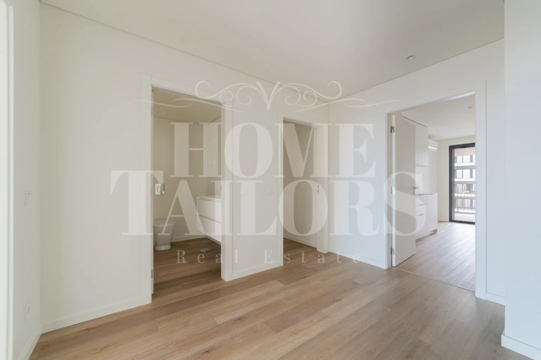 Apartamento T4 para Arrendamento em Algés, Linda-A-Velha e Cruz Quebrada-Dafundo Foto 8