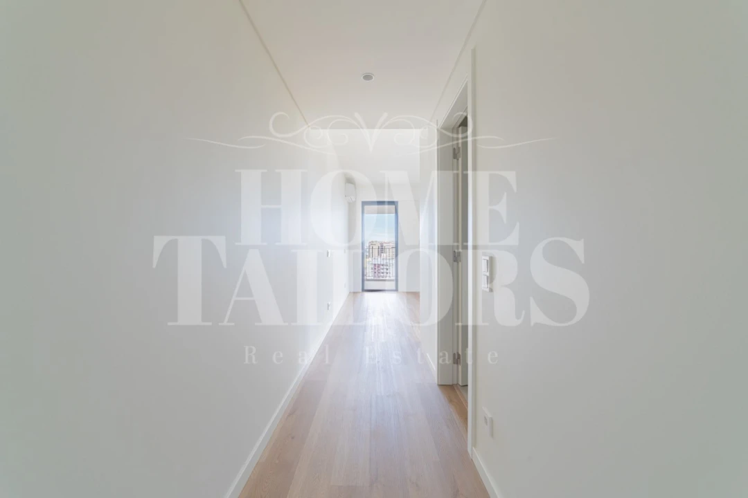 Apartamento T4 para Arrendamento em Algés, Linda-A-Velha e Cruz Quebrada-Dafundo Foto 25