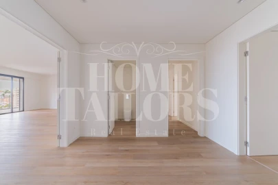 Apartamento T4 para Arrendamento em Algés, Linda-A-Velha e Cruz Quebrada-Dafundo