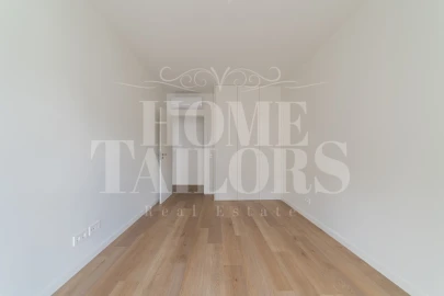 Apartamento T4 para Arrendamento em Algés, Linda-A-Velha e Cruz Quebrada-Dafundo