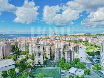 Apartamento T4 para Arrendamento em Algés, Linda-A-Velha e Cruz Quebrada-Dafundo