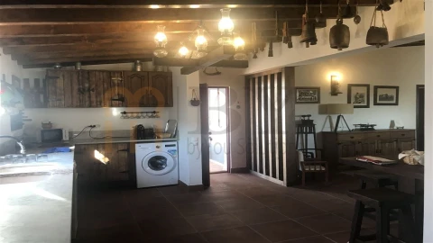 Moradia T6 para Venda em Mertola