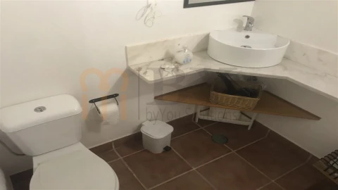 Moradia T6 para Venda em Mertola
