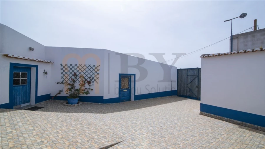 Moradia T8 para Venda em Albernoa e Trindade Foto 15