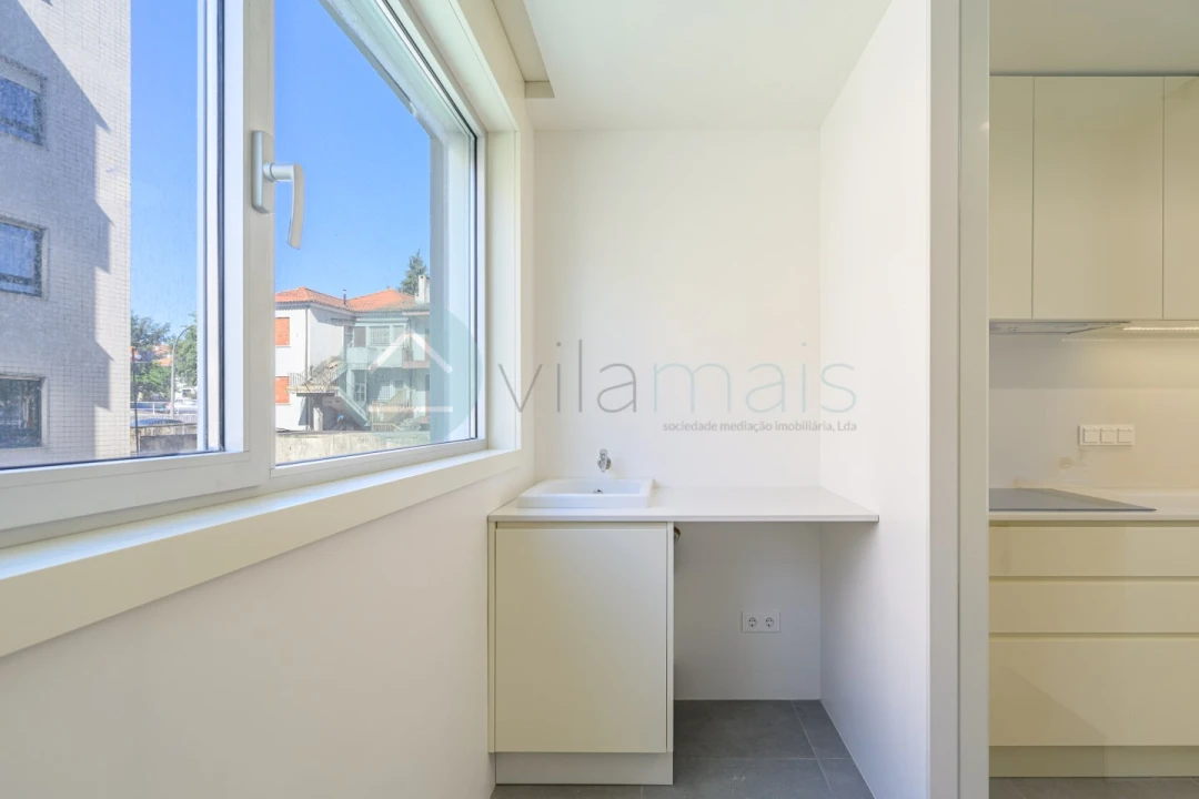 Apartamento T3 para Venda em Campanhã Foto 7