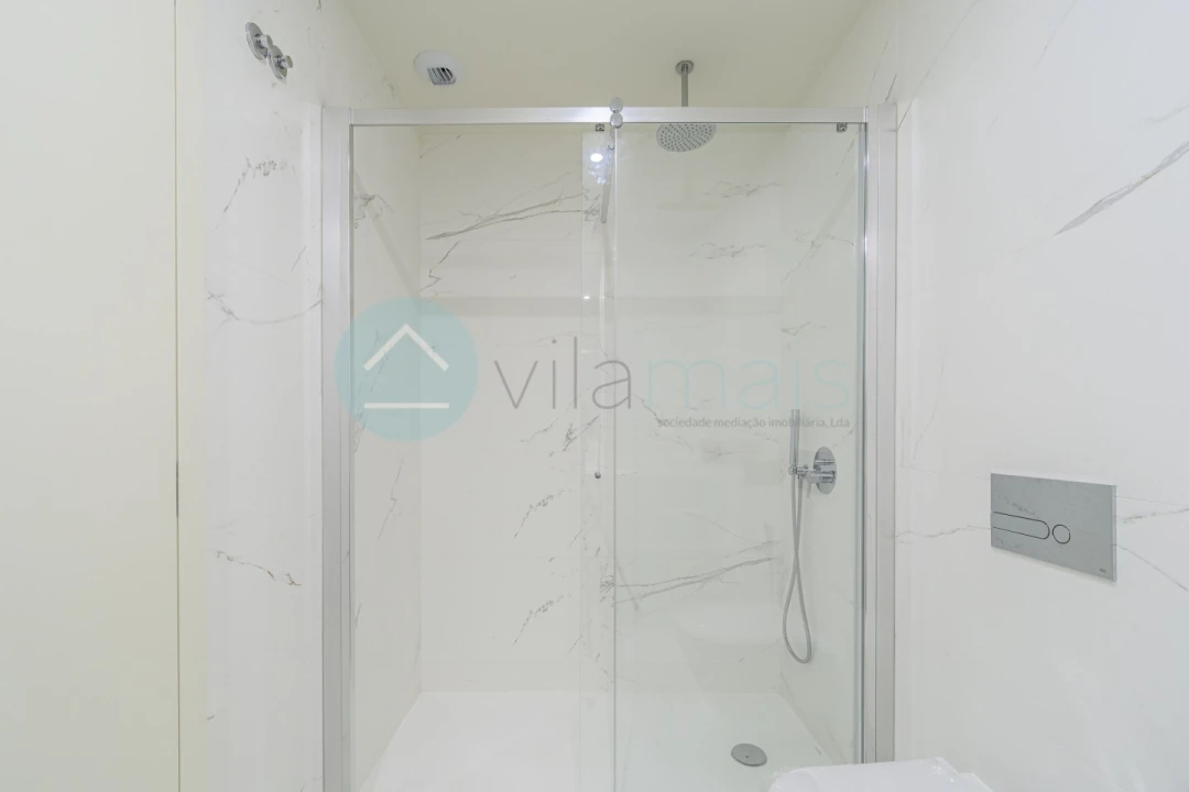 Apartamento T3 para Venda em Campanhã Foto 17