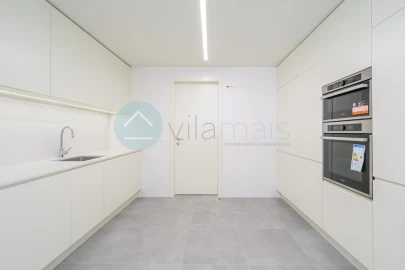 Apartamento T3 para Venda em Campanhã