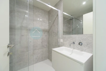 Apartamento T3 para Venda em Campanhã